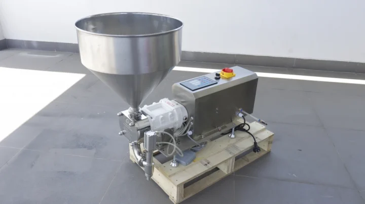 Bơm Chiết Rót 20 3