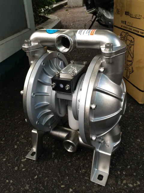 Máy Bơm Dung Môi Giá Tốt – Chất Lượng Cao