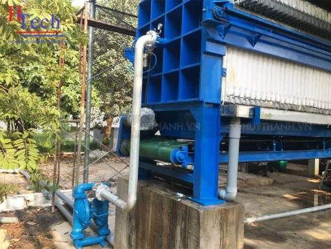 Bơm Màng Máy Ép Bùn Công Nghiệp Nên Chọn Loại Bơm Nào?